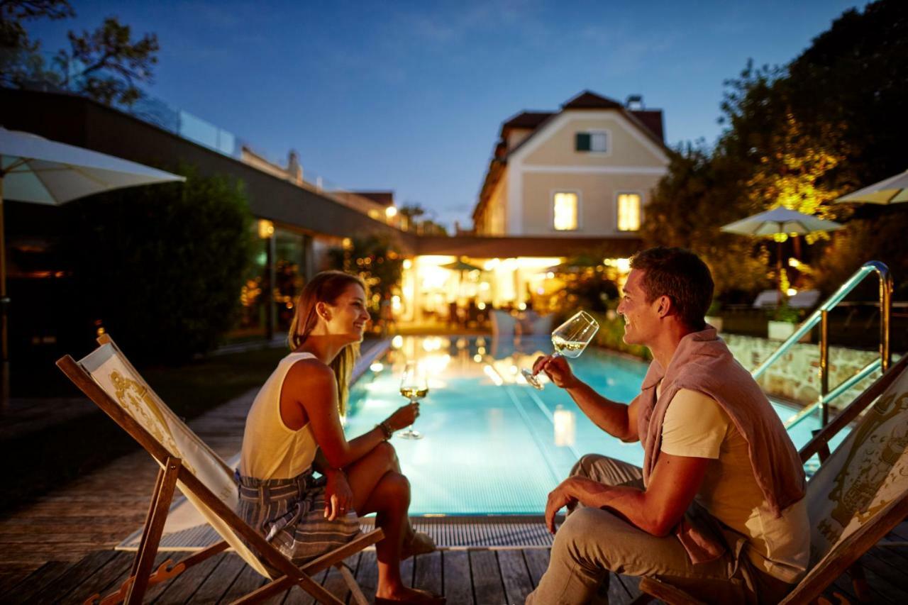 Hotel Landhaus Moserhof Гумполдскирхен Екстериор снимка